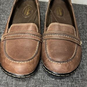 Clark’s brown leather “Bendables” loafers - 7